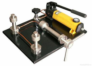 壓(ya)力校(xiao)驗儀(yi)壓力(li)泵